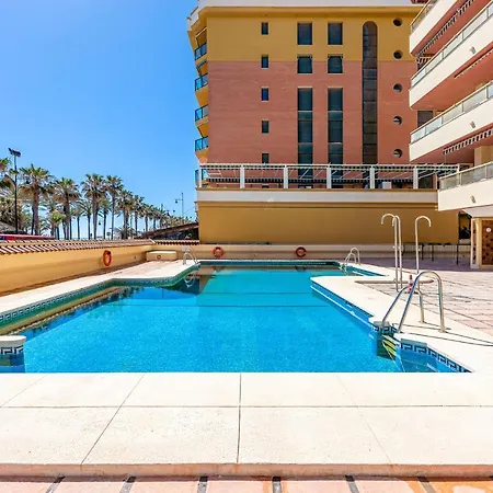 797 - Amplio Piso Con Terraza En Primera Linea De Playa Apartman