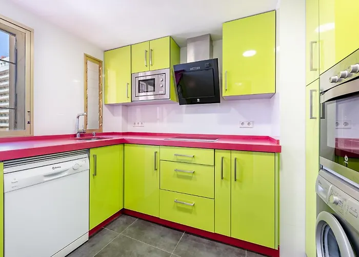 Apartment 797 - Amplio Piso Con Terraza En Primera Linea De Playa *